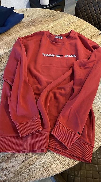 Maglioni & Felpe: Original Tommy Jeans Sweater – Usato da Bischofszell venduto da con_pgs9 1