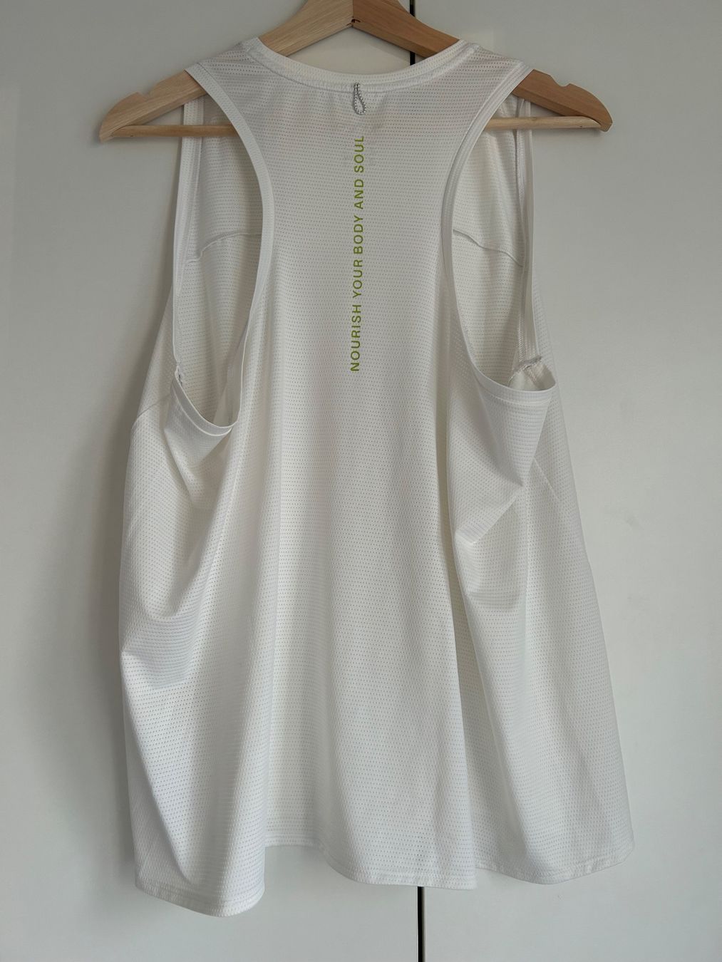 H&M Top: H&M Move Top, Weiss, Gr. L – Usato da Zürich venduto da Lolaa123 1