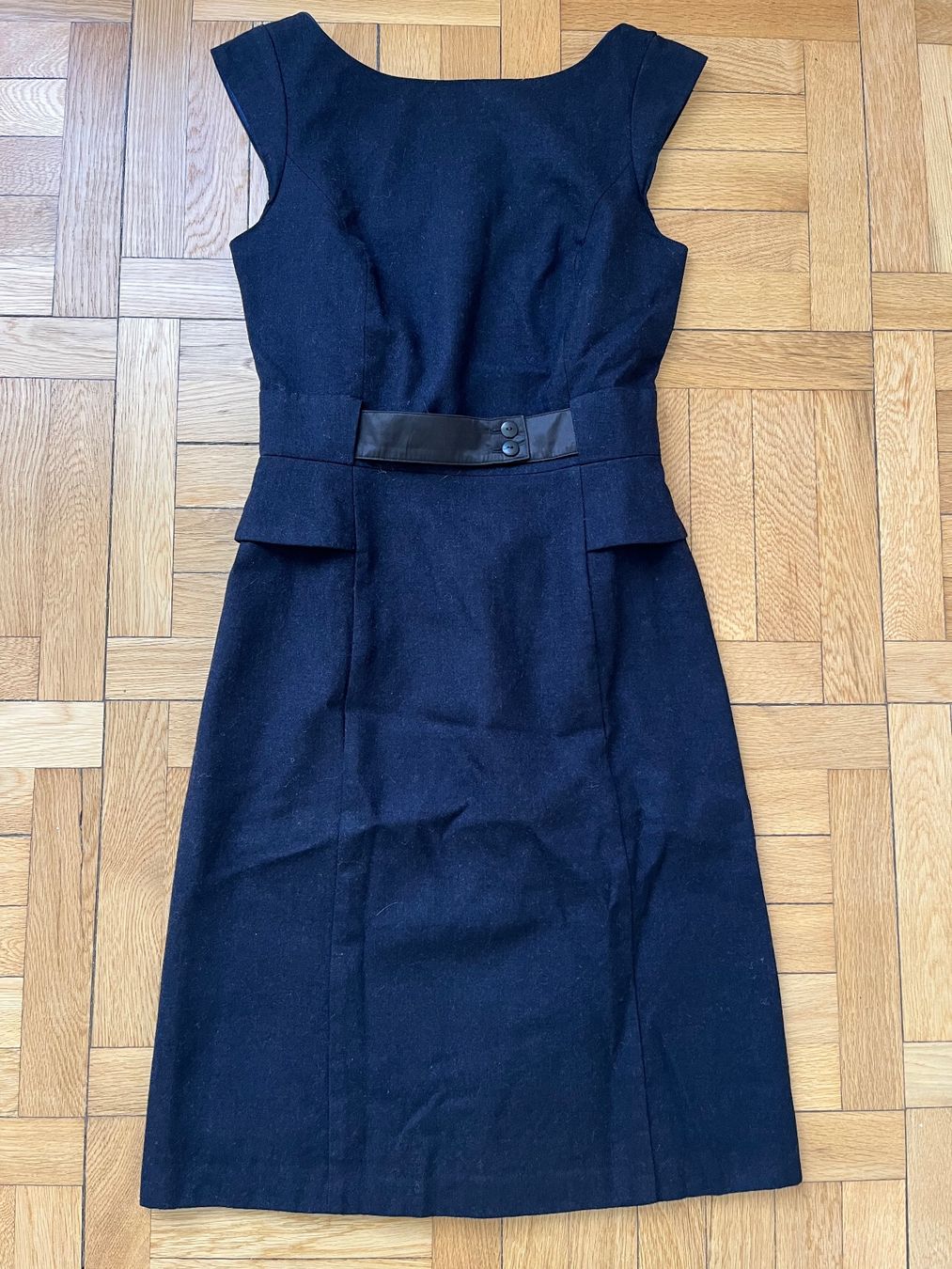 Vestiti: New dress  size S – Nuovo (secondo la descrizione) da Chêne-Bougeries venduto da Seetooyoo