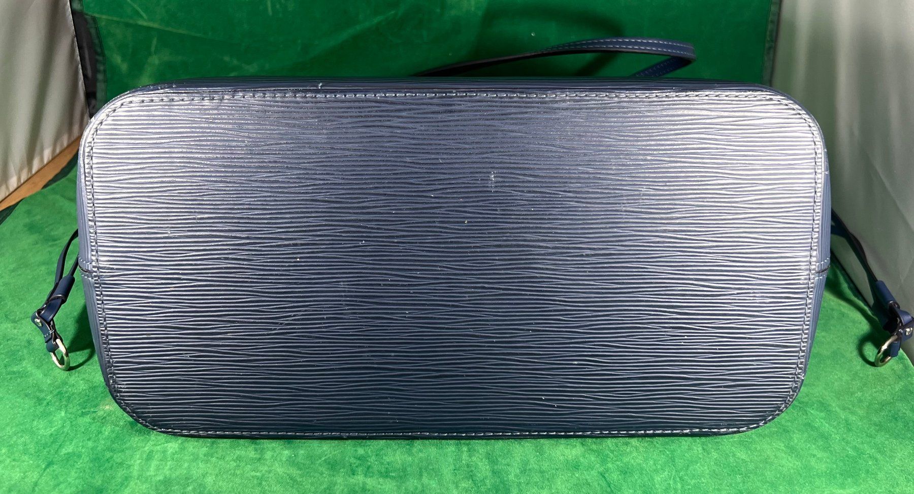 Louis Vuitton Borse da donna: Louis Vuitton  Neverfull MM en cuir Sac à main – Usato da Biel/Bienne venduto da new-life 2