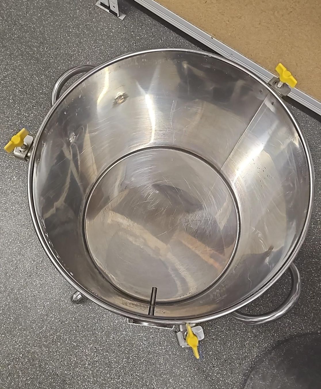 Accessori: Edelstahlgärtank mit Thermometer 75 Liter – Usato da Walchwil venduto da phi_wpp6 2