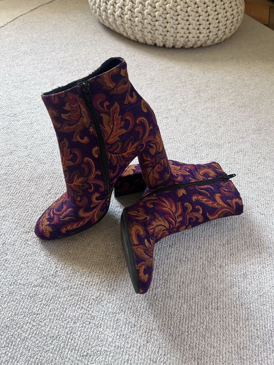 Scarpe da donna: Stiefelette, Schuh Absatz Stoff, Muster – Usato da Zürich venduto da JuMaria