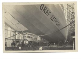 Taufe des LZ 127 "Graf Zeppelin" im Hangar  Friederichshafen