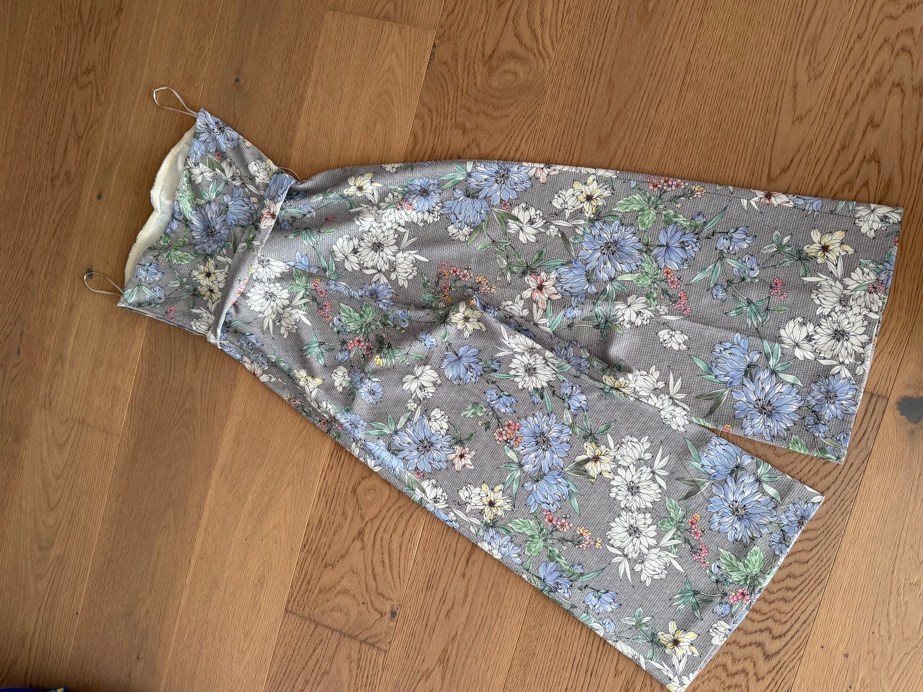 H&M Tute: Jumpsuit – Usato da Richterswil venduto da KAYLEIGH_77 1