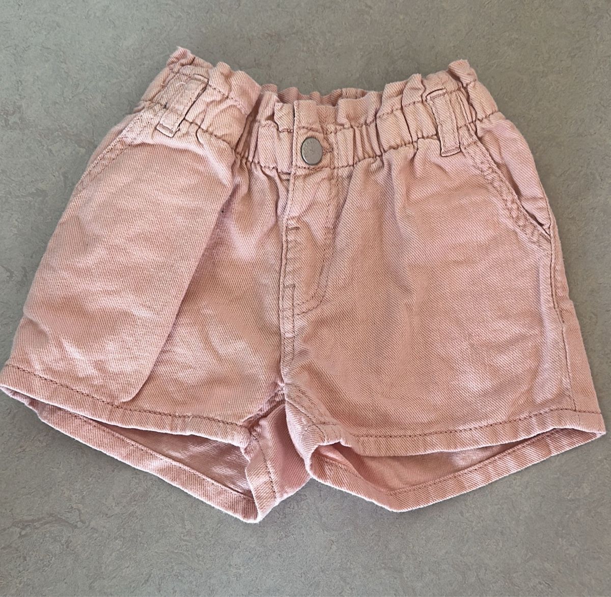 Pantaloni: Sommerliche Shorts , Grösse 98 – Usato da Wettingen venduto da Nini54