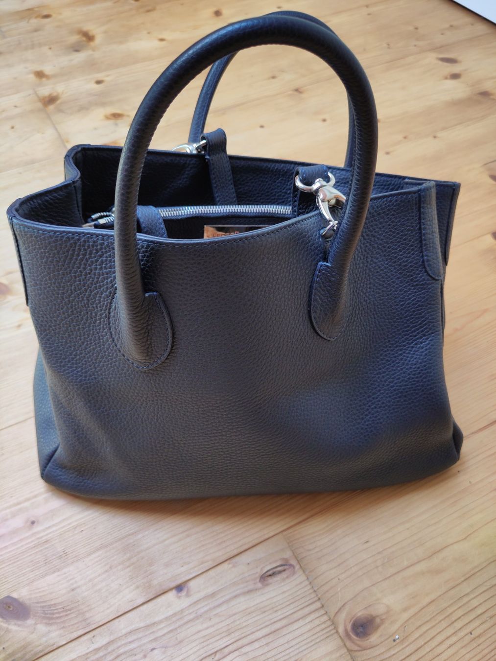 Borse da donna: Ledertasche – Usato da Morgarten venduto da Pipolder1