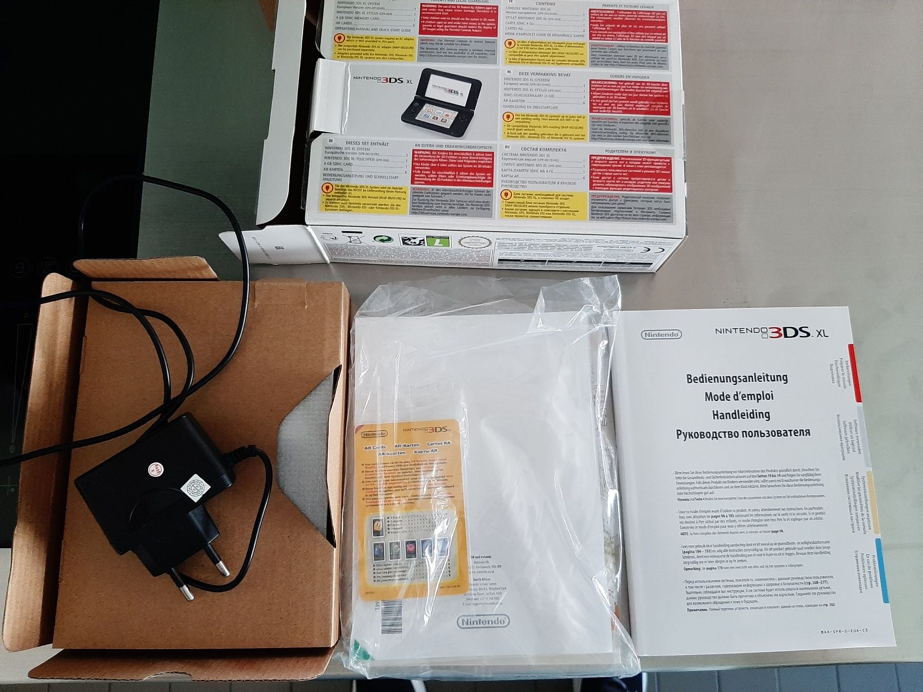 Nintendo Console: Nintendo 3DS XL in OVP – Usato da Zürich venduto da Chrishol 6