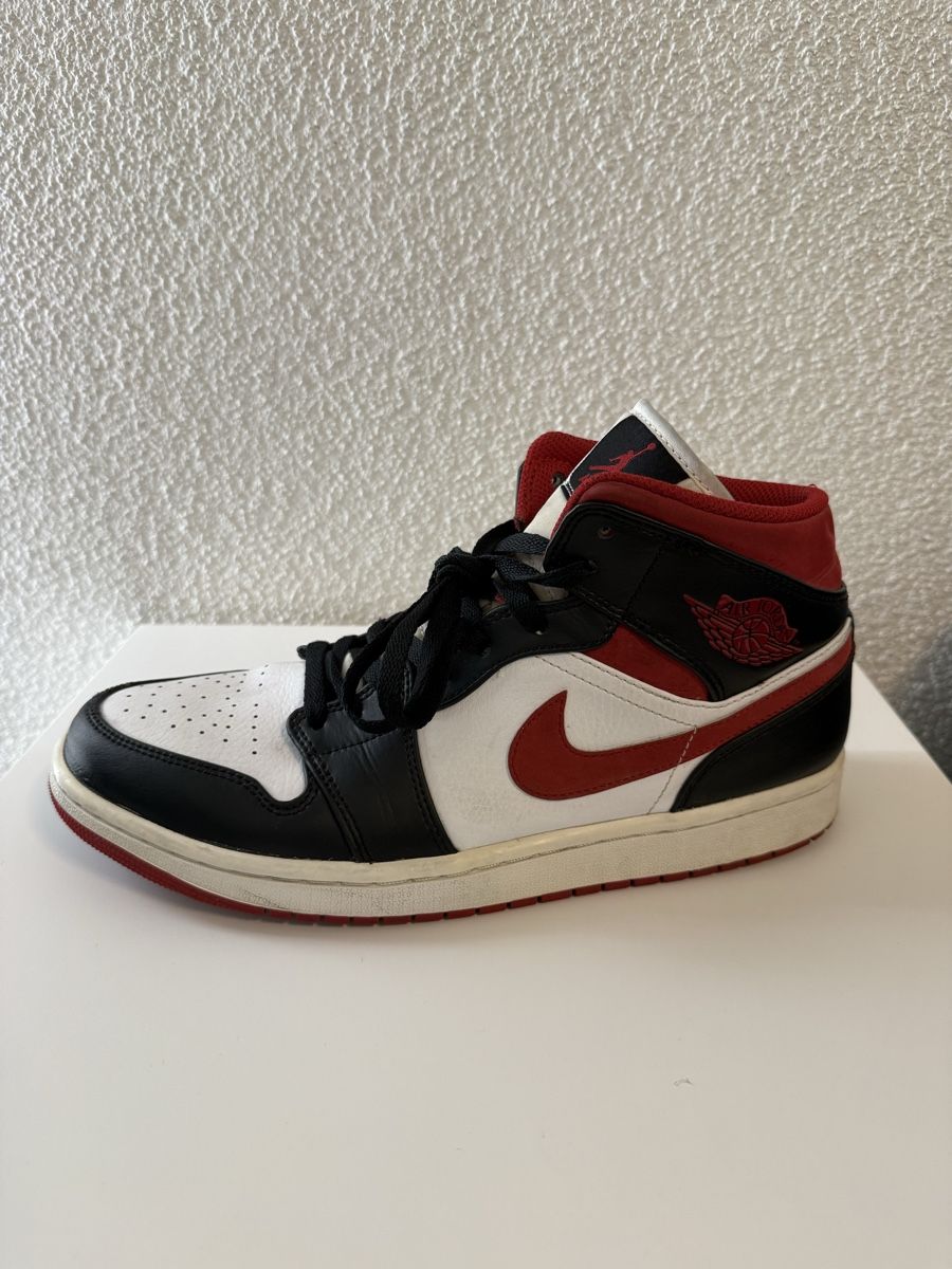 Jordan Scarpe da uomo: Jordan 1 Mid Gym Red Black White - Size 44.5 – Usato da Wädenswil venduto da SeanUnger 1