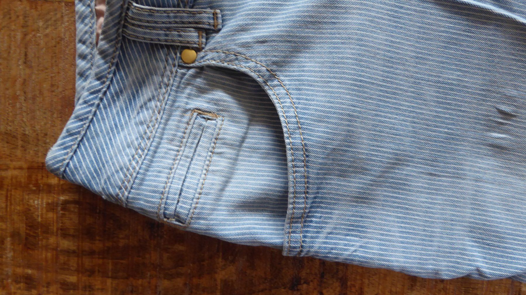 Pantaloni: Gestreifte Kurzhose Gr 40 Jake s – Usato da Sargans venduto da Benziner 5