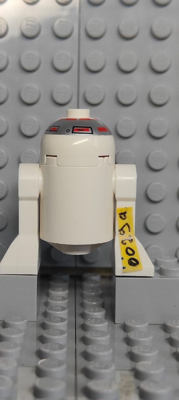 Lego Kit di costruzioni: Lego Star Wars -  Astromech Droid, R5-D4 – Usato da Arconciel venduto da breakout103 1