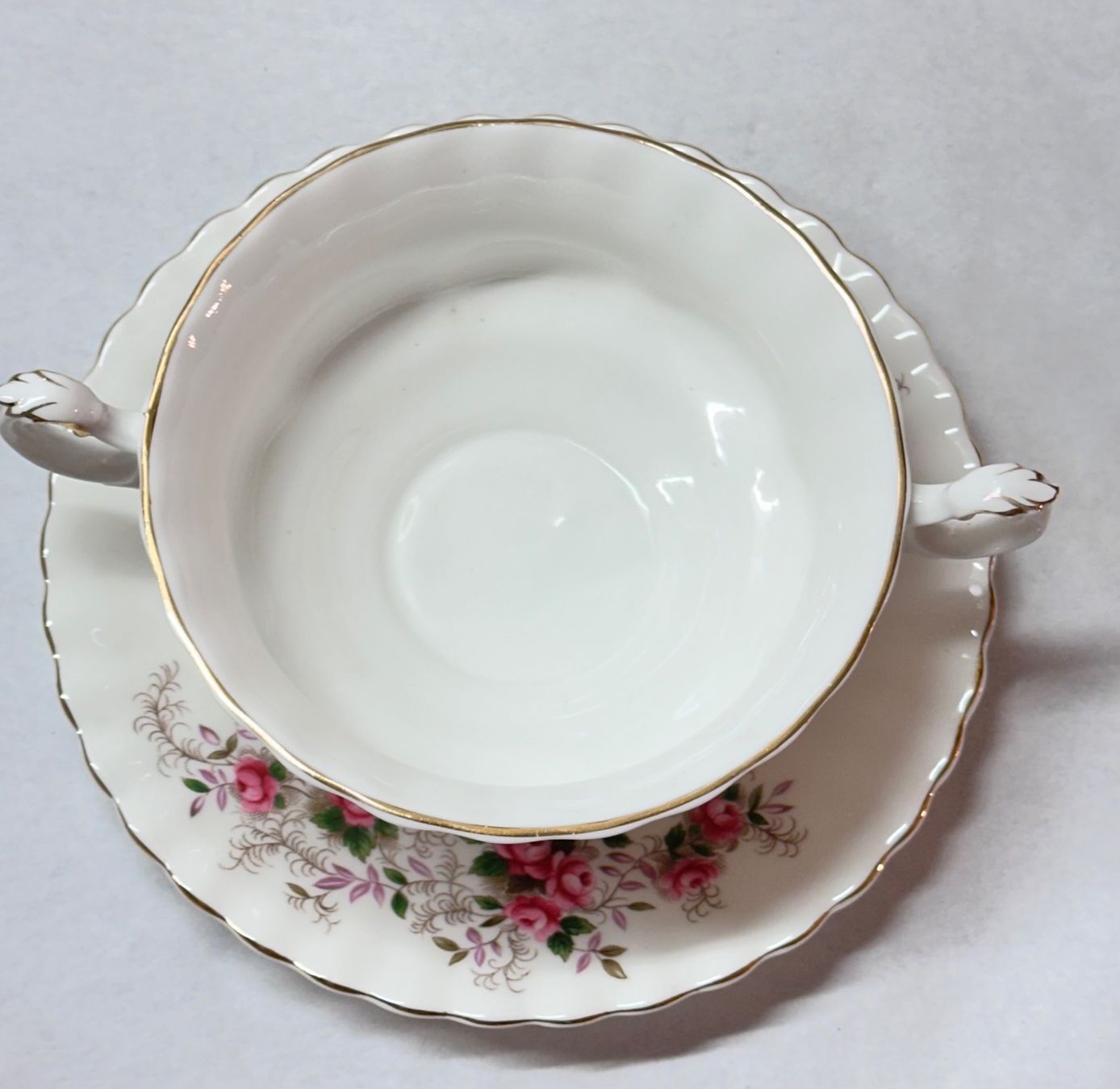 Royal Albert Tazze: Royal Albert "Lavender Rose" Suppentasse ca.1961-1979 – Usato da Oberrüti venduto da Sabbi 3
