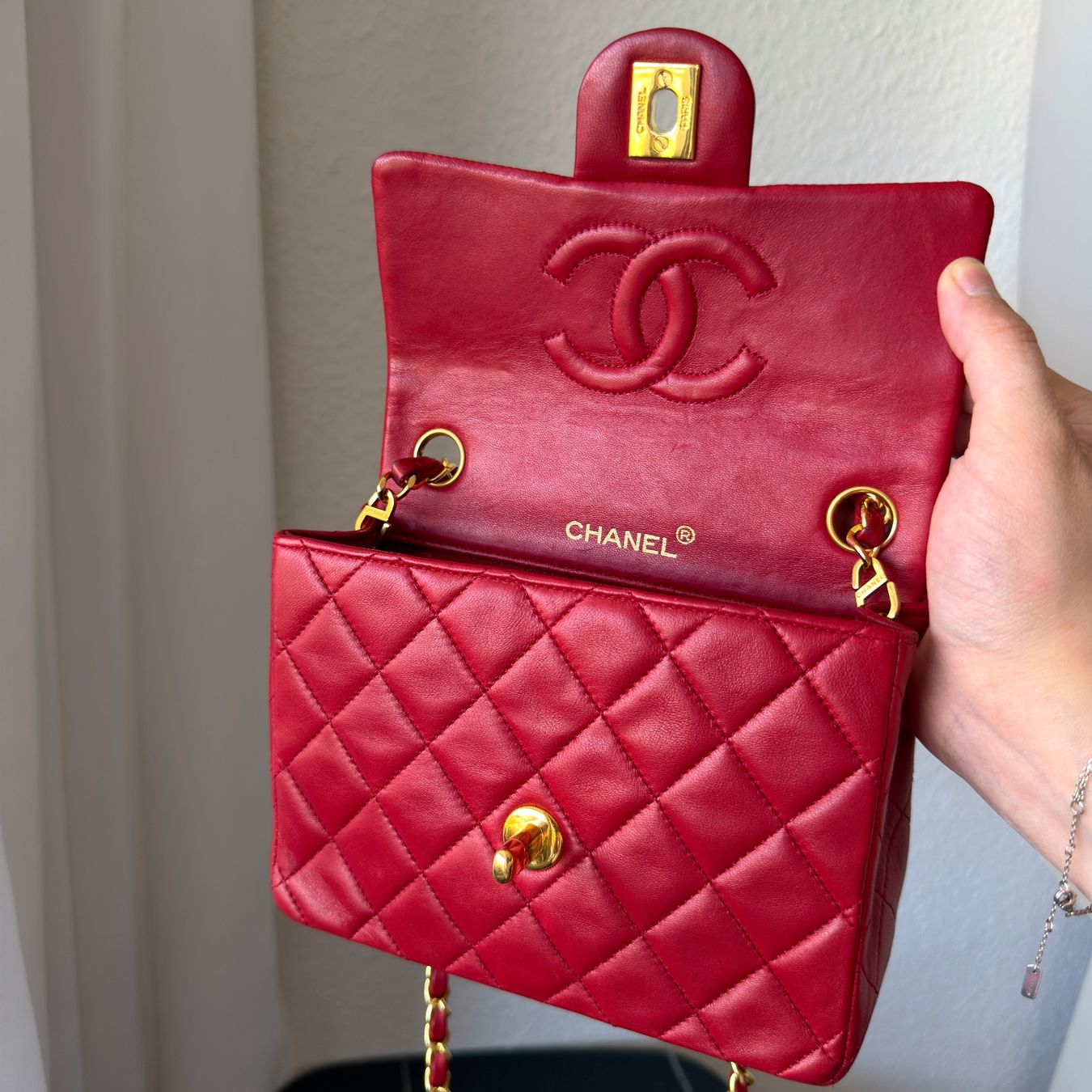 Chanel Borse da donna: RARE Authentique Sac CHANEL Timeless Square rouge – Usato da Carouge GE venduto da loveluxury 3