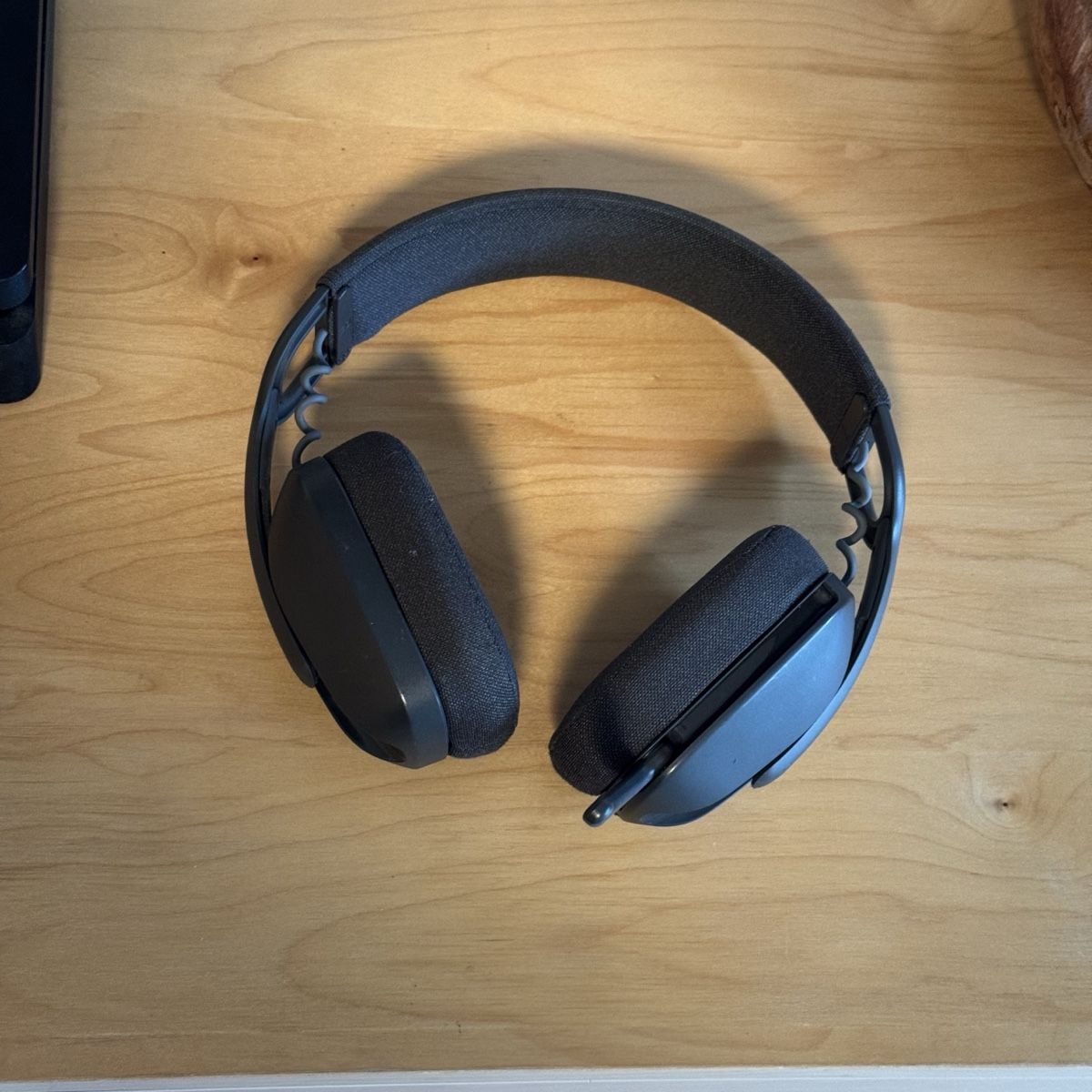 Logitech Cuffie: Logitech Zone Vibe 125 Wireless Headset  – Nuovo (secondo la descrizione) da Rümlang venduto da vla_9g7d