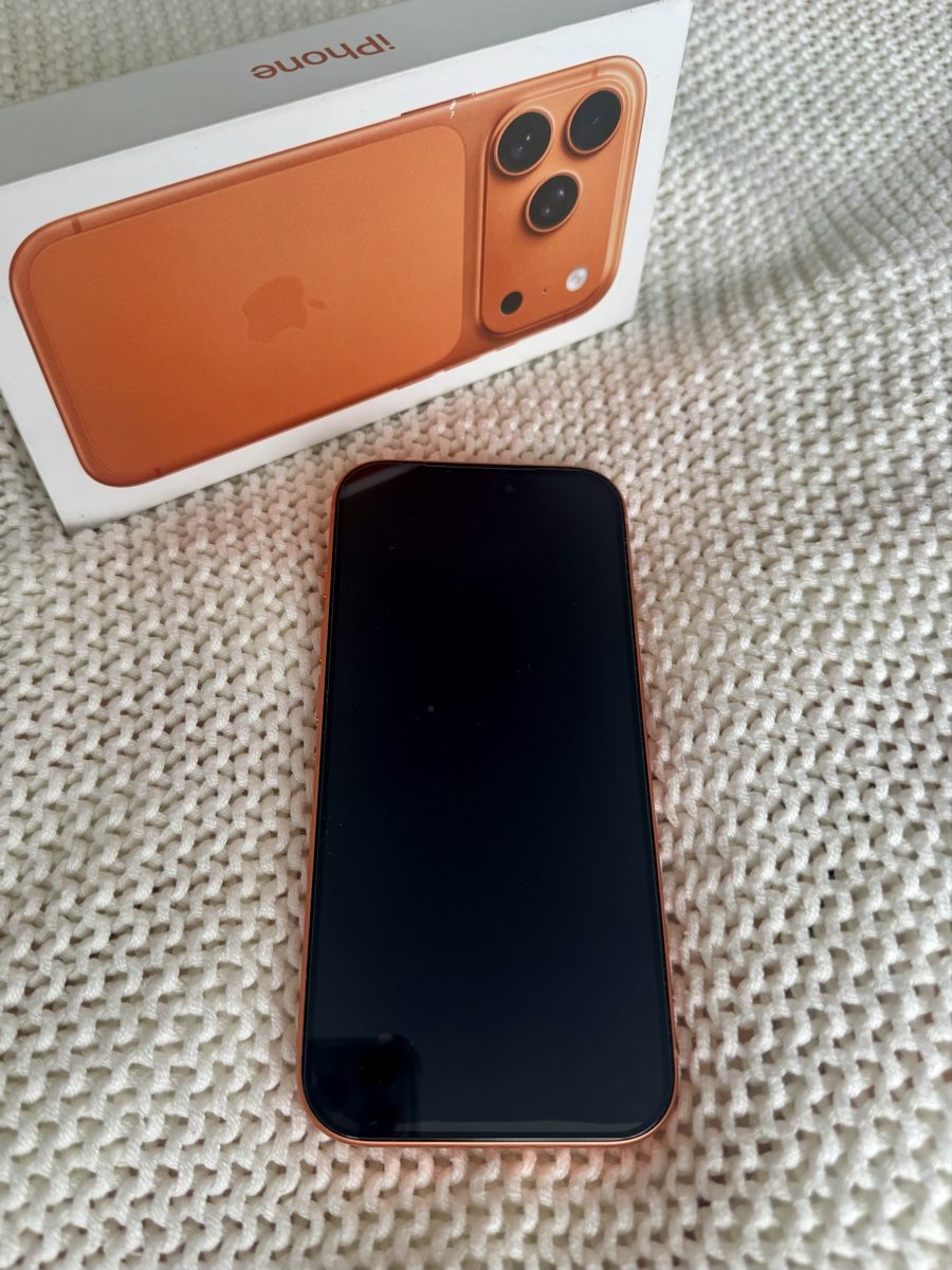 Apple Telefoni cellulari / Smartphones: iPhone 17 Pro, Cosmic Orange – Nuovo (secondo la descrizione) da Volketswil venduto da Di.ha.ch 1