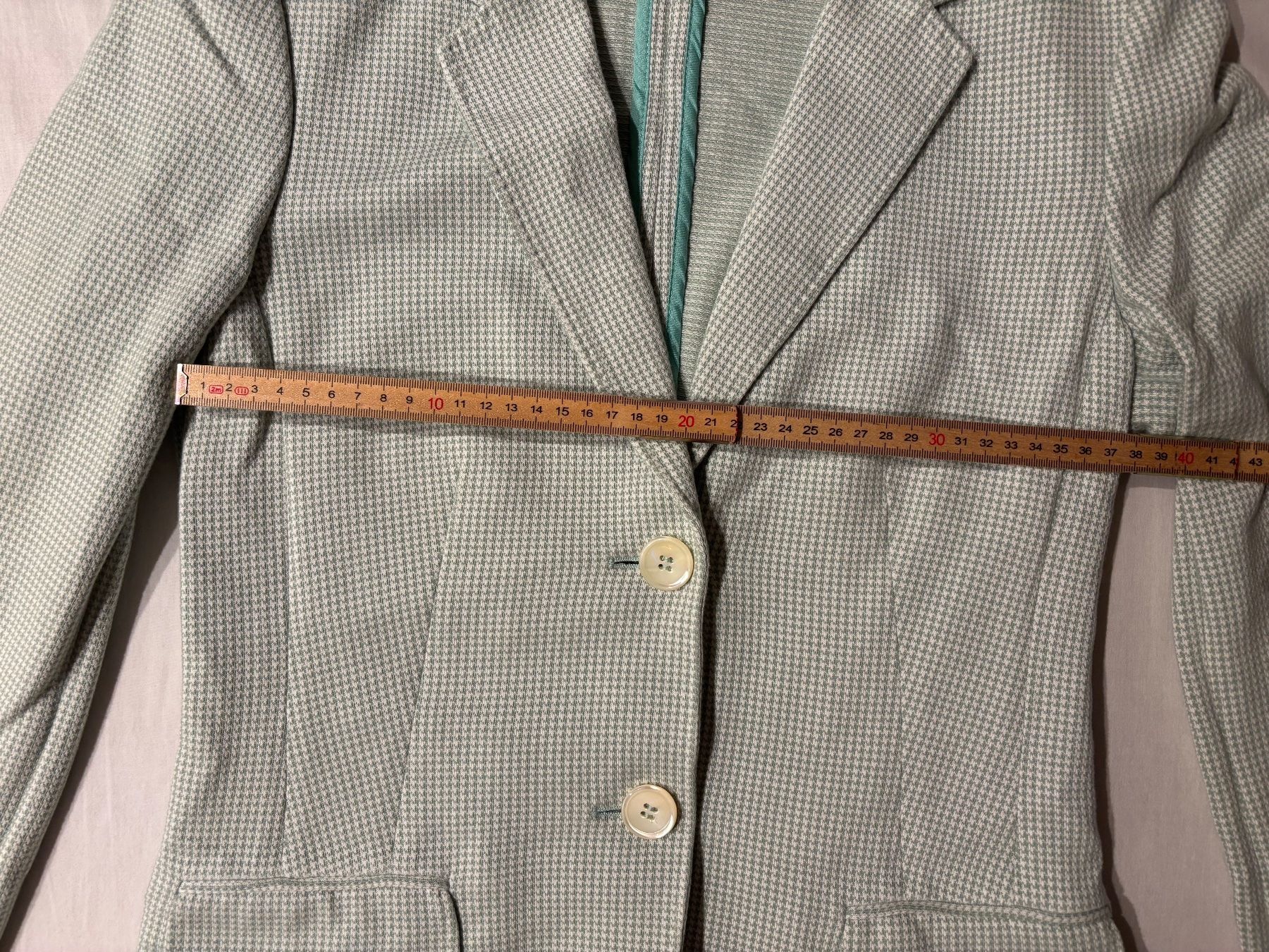 Windsor Giacche: Windsor, mindgrüner Jersey-Blazer – Usato da Zollikon venduto da pitpat02 6
