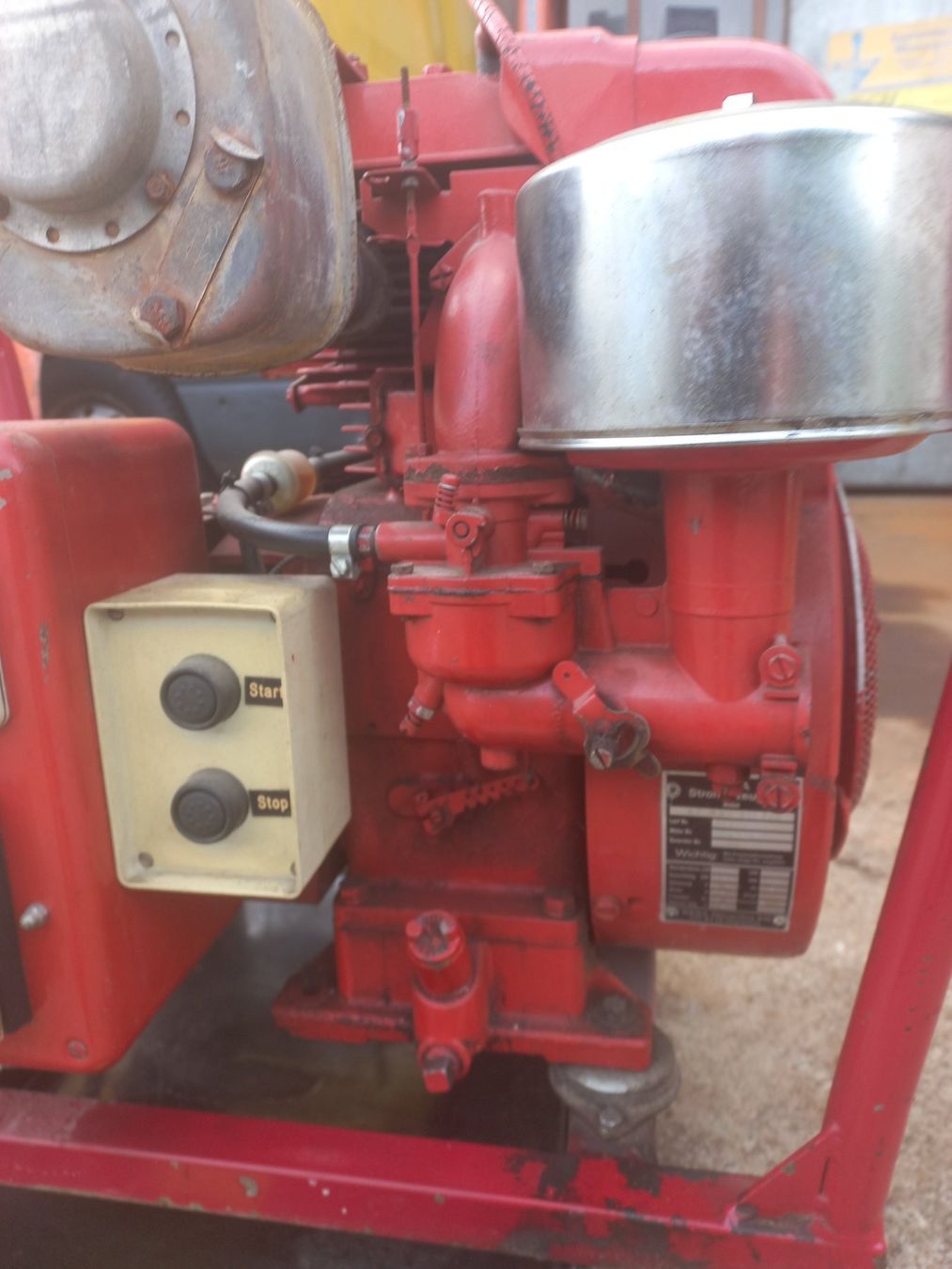 Generatori di corrente: Stromgenerator AKSA 220 / 380 V Notstromgenerator Generator – Usato da DULLIKEN venduto da Lerchclassicdulliken 4