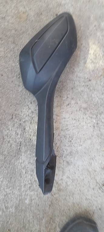 Tutti pezzi di ricambio per scooter: Max 400 spechieti – Usato da Savosa venduto da VIR66.