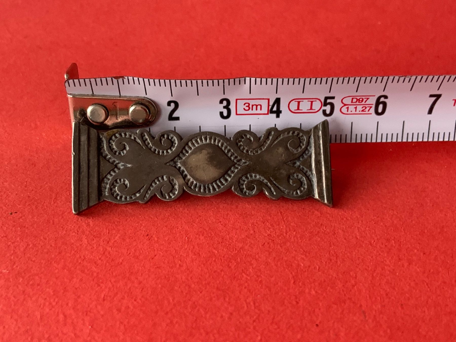 Spille & Fermagli: Brosche Säule /Ornament – Usato da Laufen venduto da Bellebellezza 7