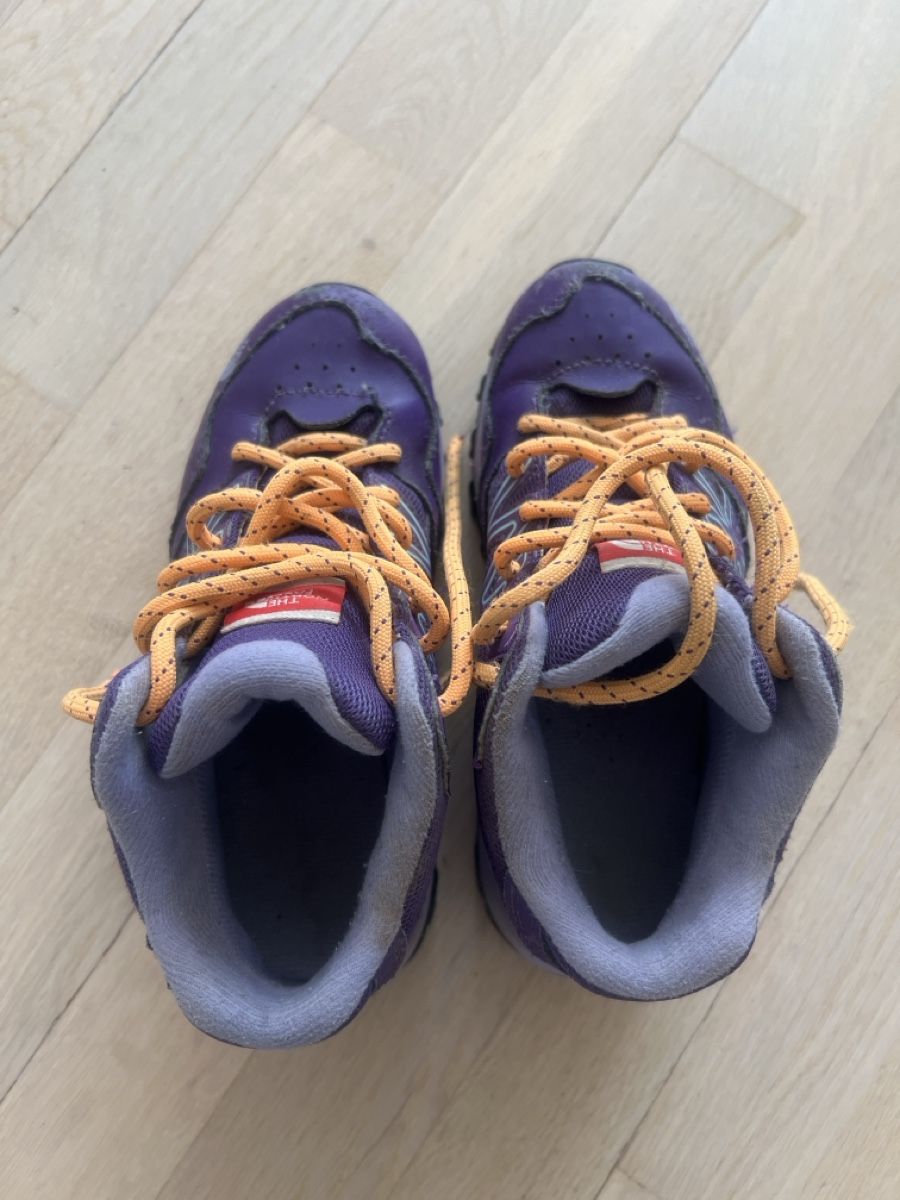 North Face Scarpe per ragazzi: Wanderschuhe von North Face Grösse 35 – Usato da Allschwil venduto da Fabienne0124 5
