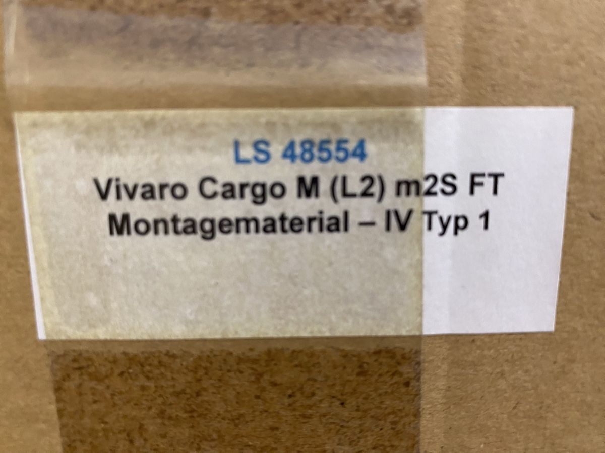 Opel Tutti i ricambio: Seitenwände Vivaro Cargo M – Usato da Hägglingen venduto da Karin0802 1