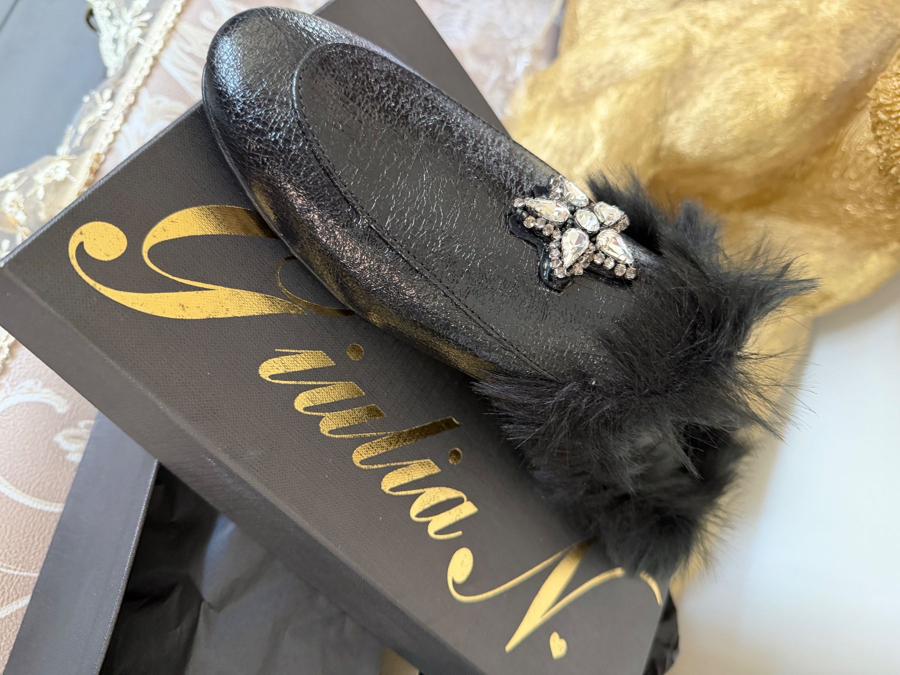 Chaussures femmes: Neu Halbschuhe – Neuf avec emballage d'origine à Allschwil par Figidindia