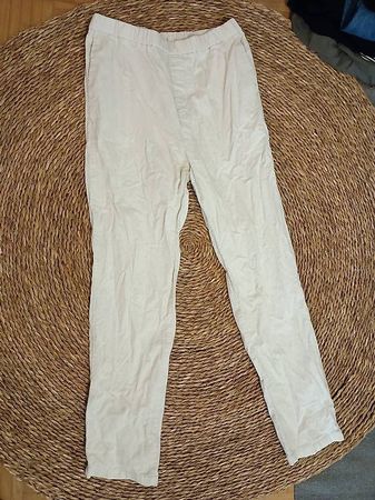 Ungetragene cremeweisse Cordhose von Muji