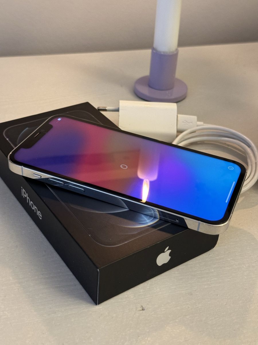 Apple Handys / Smartphones: Iphone 12Pro 512 GB Silber – Gebraucht aus Basel von  5