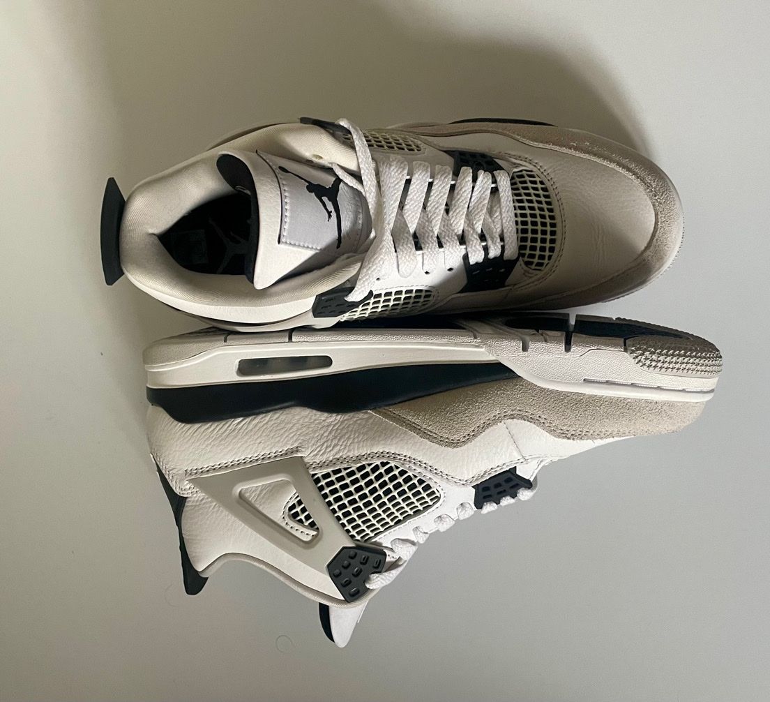 Jordan Scarpe da uomo: Nike Jordan 4 military black  – Usato da Pampigny venduto da she_8nb6 2