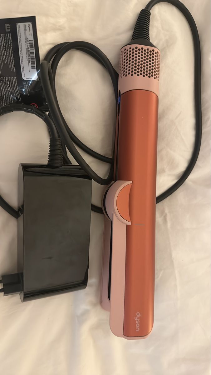 Dyson Asciugacapelli: Dyson Airwrap styler copper and pink – Nuovo (secondo la descrizione) da Oberägeri venduto da sel_br7m