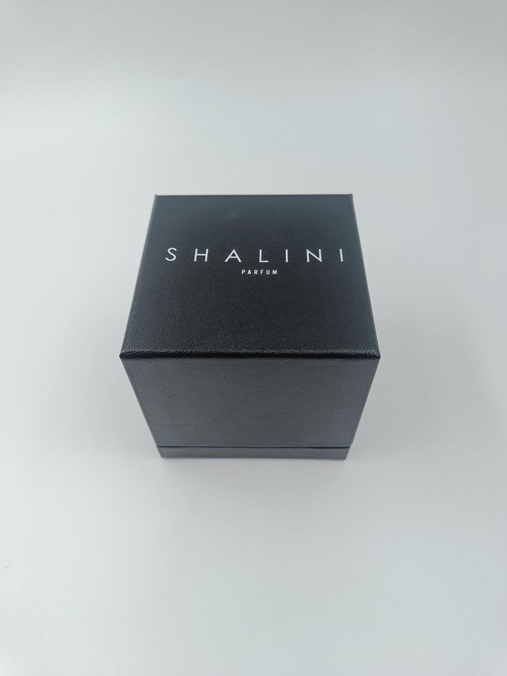 Profumi & Eau de Toilette: SHALINI EAU DE PARFUM " IRIS LUMIÈRE ",  50ML – Nuovo e nell'imballaggio originale da Luzern venduto da EdiGem 7