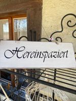 DEKOSCHILD-HOLZ-"HEREINSPAZIERT"
