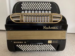Akkordeon Hohner Riviera III schwarz mit Koffer