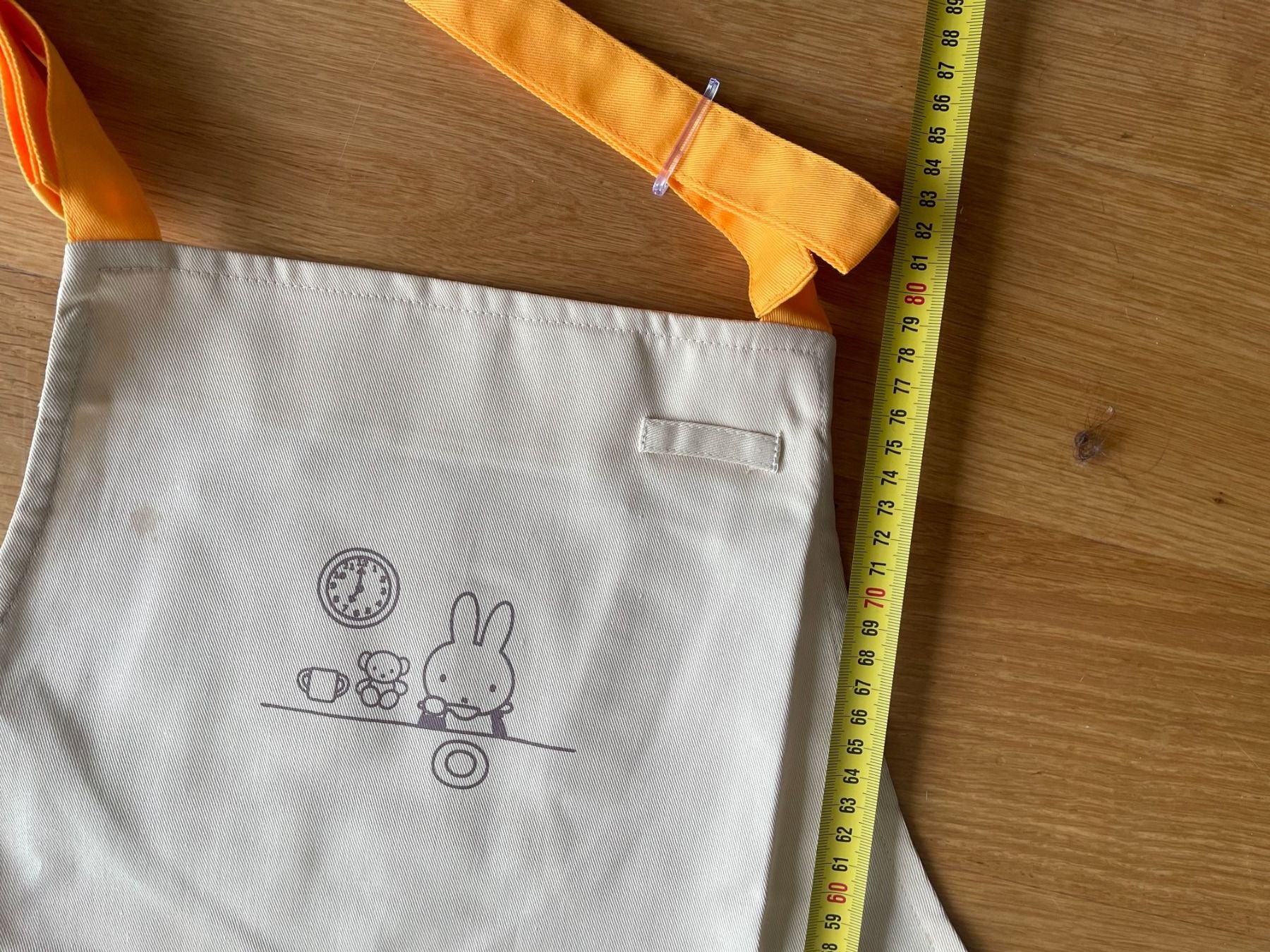 Grembiuli: Tablier de cuisinier Miffy – Nuovo (secondo la descrizione) da Petit Lancy venduto da gil_hr6v 6