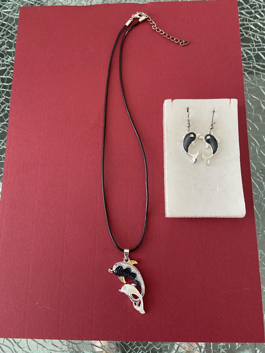 Ciondoli: Neues Delfin Schmuckset – Nuovo (secondo la descrizione) da Oftringen venduto da andrax 1