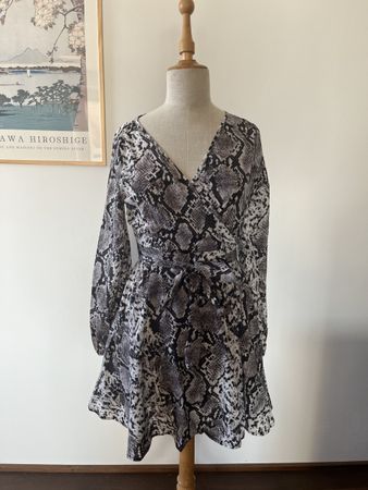 Casual Kleid mit Schlangenmotiv