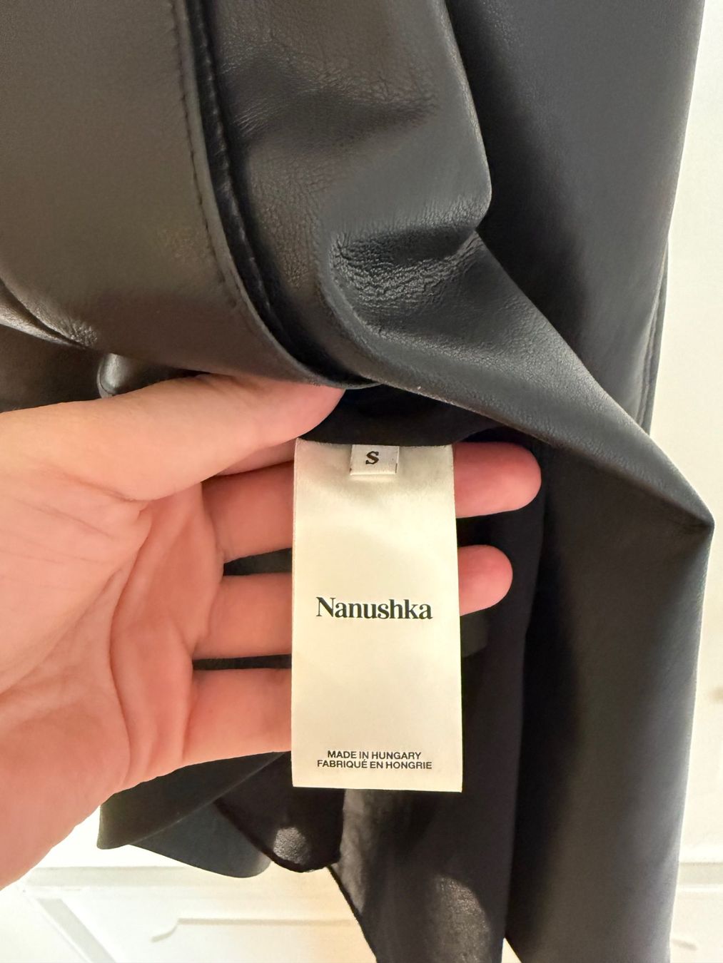 Vestiti: Nanushka Kleid – Usato da Allschwil venduto da katokaka 5