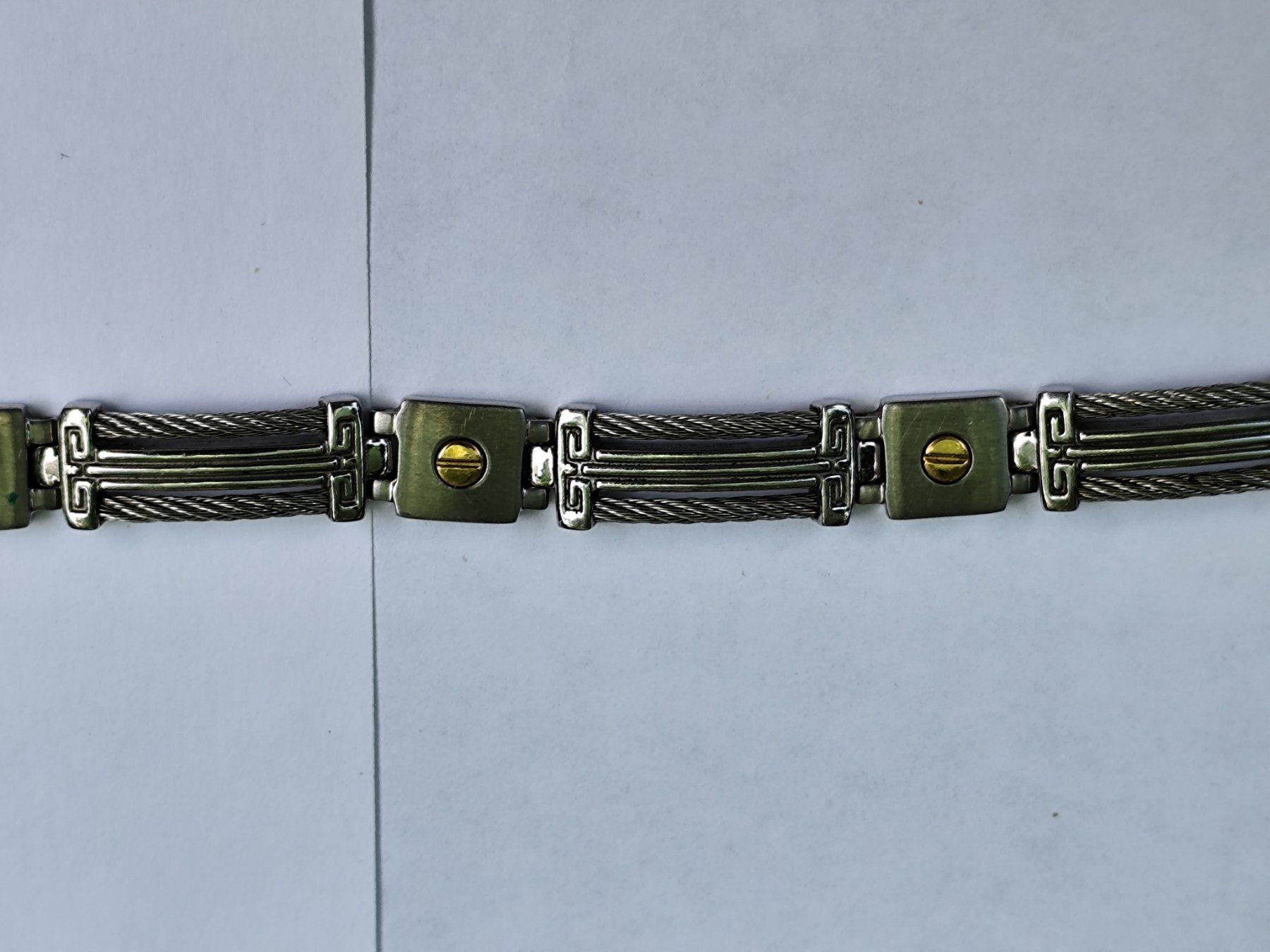 Bracciali & Braccialetti: Armkette sehr hübsch und edel – Usato da Spreitenbach venduto da inf_5p6g 1