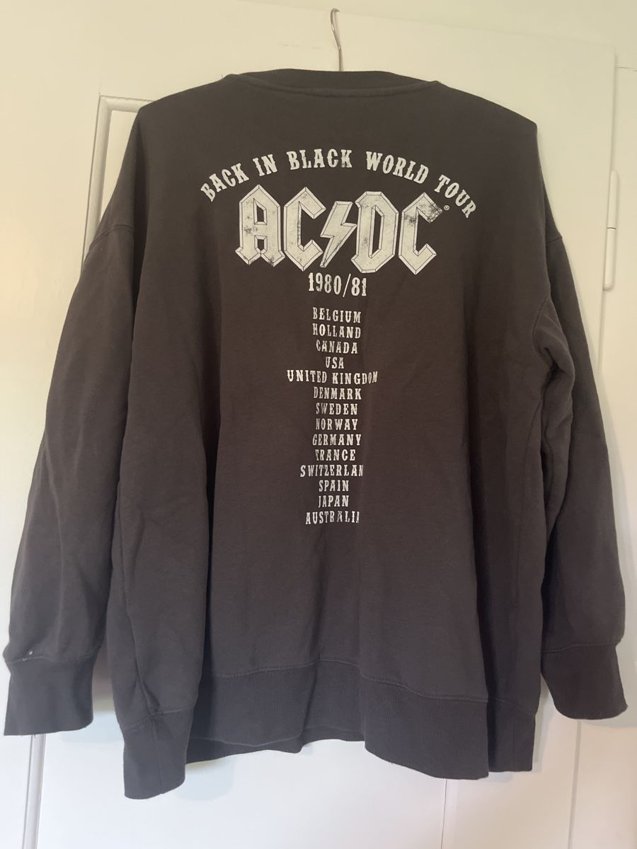 Maglioni & Felpe: AC/DC Pullover – Usato da Münchenbuchsee venduto da Luna171 1