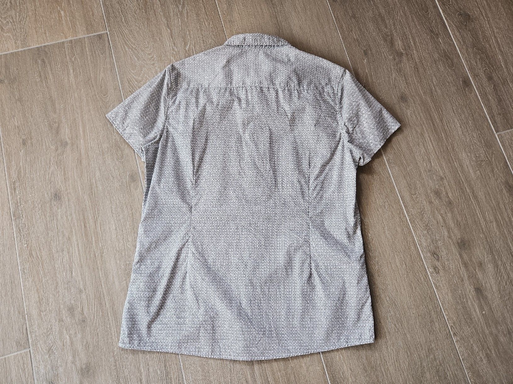Camicie: Chemise STUDIO (XL) – Usato da Arveyes venduto da sape.online 1