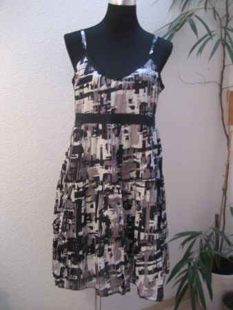 Robe taille L, neuve