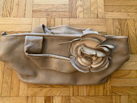 Yuri Handtasche