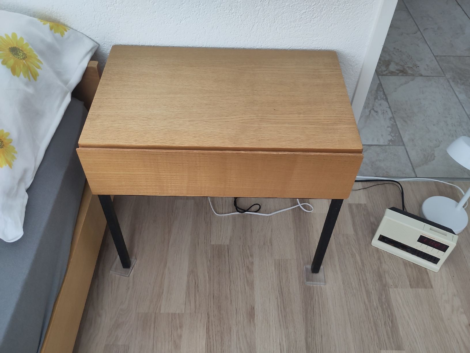 Victoria Möbel Comodini: Victoria Möbel Nachttisch 60er Jahre – Usato da Wangen b. Olten venduto da den_76s2