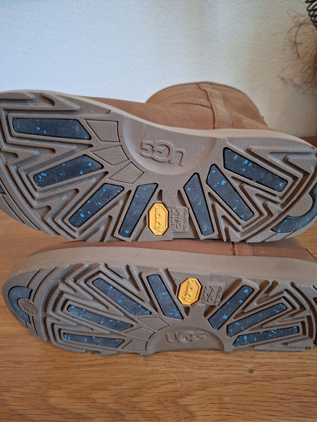 Ugg Chaussures femmes: Boots UGG, Gr. 38 – Neuf (Voir description) à Hausen AG par Emirfinn 4