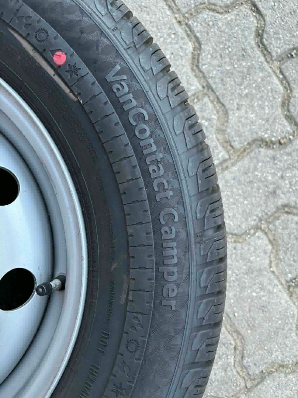 Pneus & Kompletträder: Bus Van Winter Wheel - 215/70 R15 Continental /  M+S – Gebraucht aus Ins von dma_v2l6 1