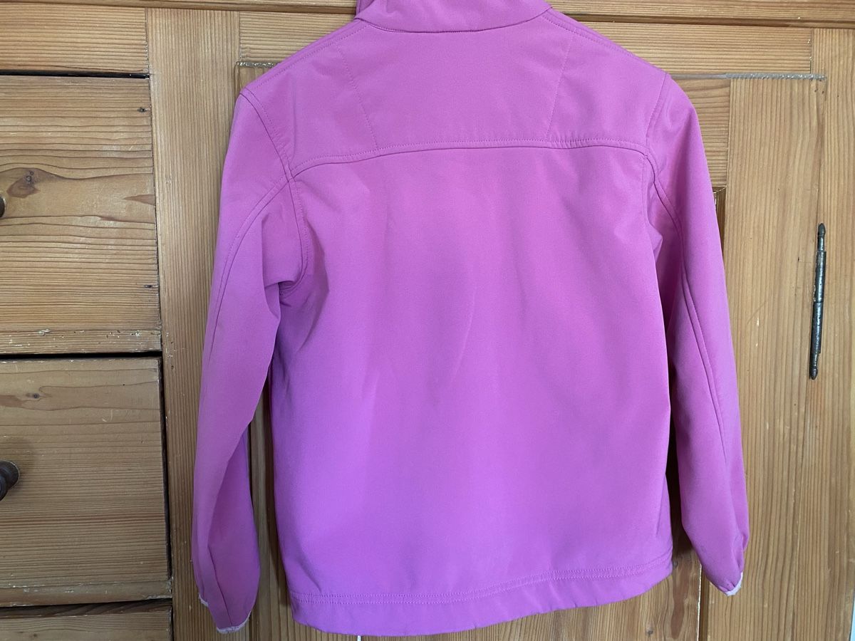 Trevolution Giacche & Cappotti: Top Softshell Jacke TRevolution Gr. 140 Pink – Usato da Volketswil venduto da Stutzmeili 1