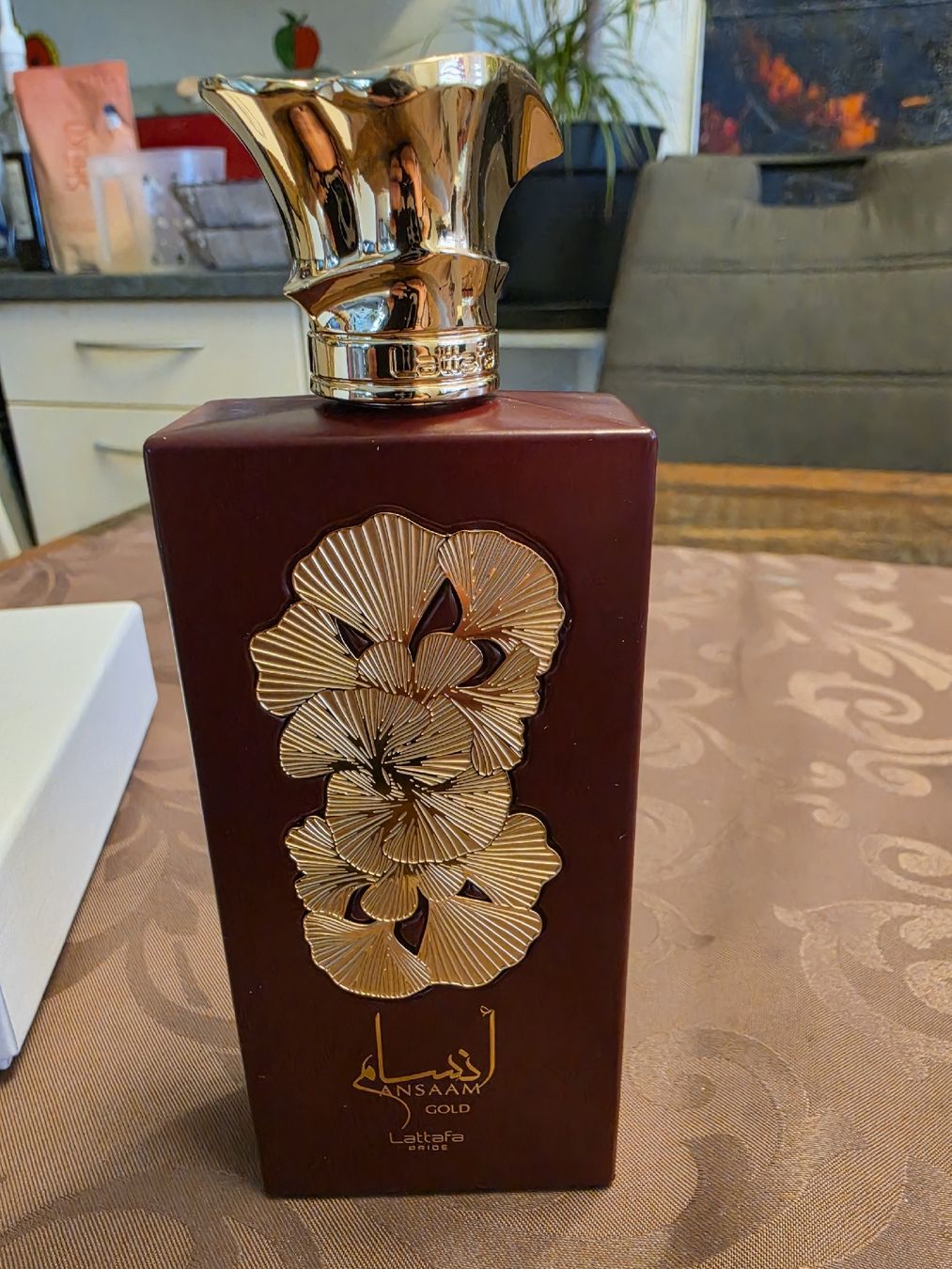 Lattafa Profumi & Eau de Toilette: Lattafa Ansaam Gold 100ml Eau de Parfum  – Usato da Gurmels venduto da Bluebaer25