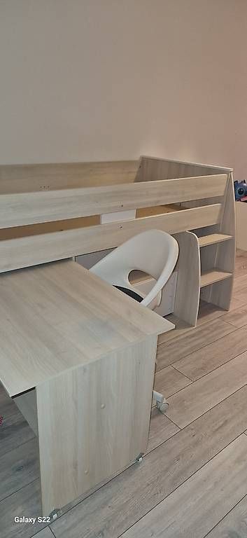 Lits: chambre complète - très bon état – D'occasion à Les Geneveys-sur-Coffrane par elk_5plw 3
