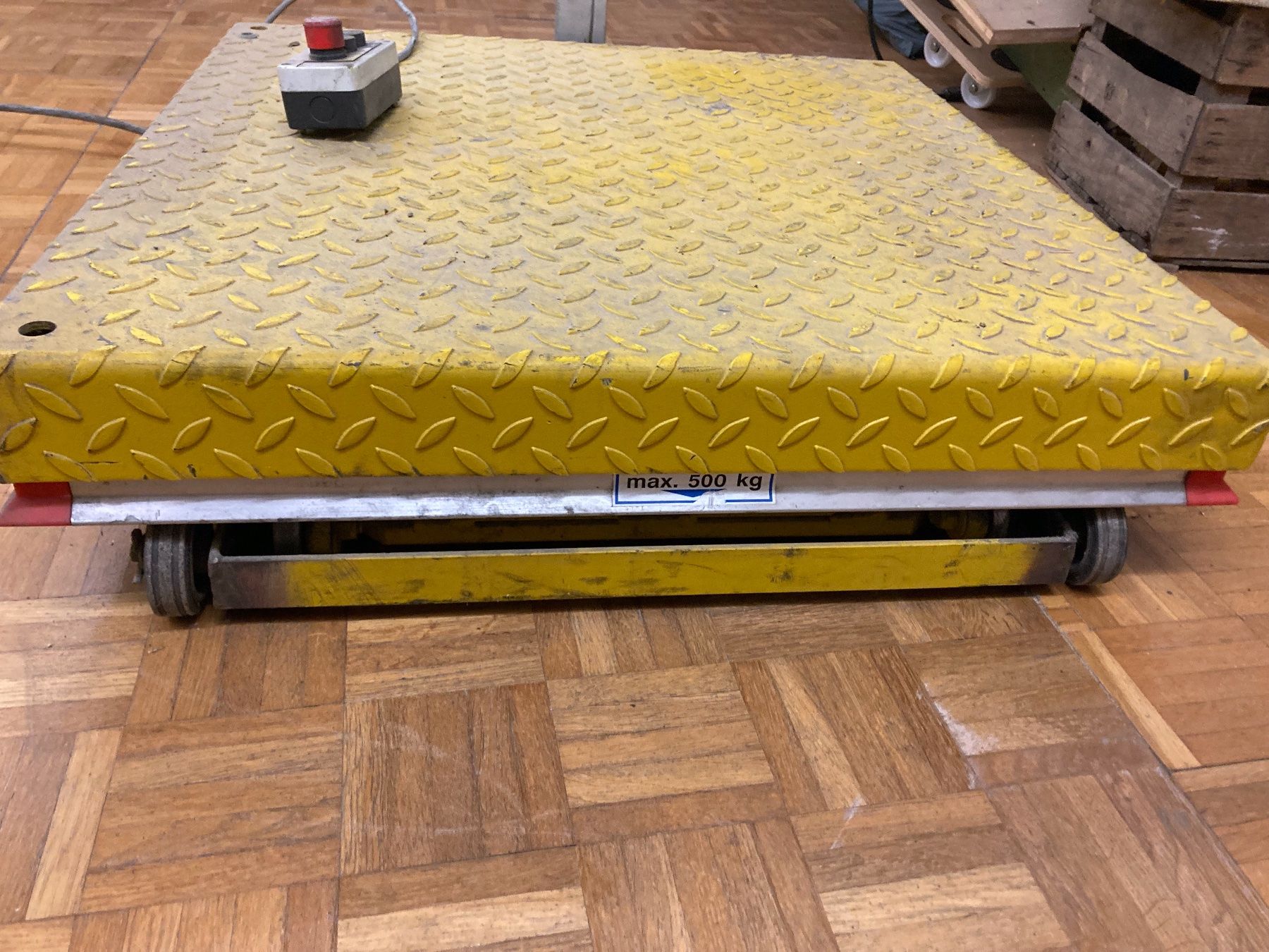 Hebebühne & Wagenheber: kleine Hebebühne elektrisch – Gebraucht aus Volketswil von  1