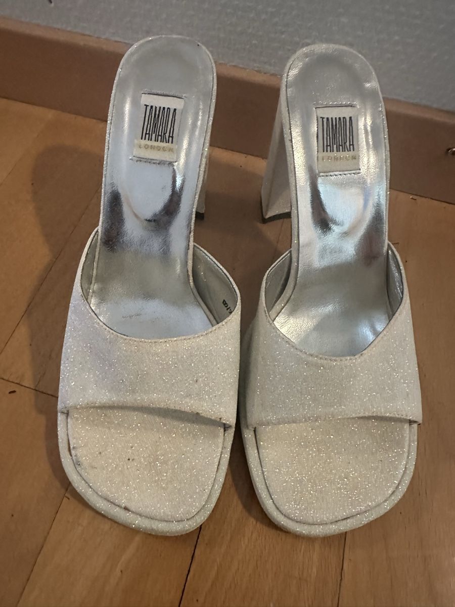 Scarpe da donna: Tamara Fashion Silver Glitter Platform Heels, Size 39 – Usato da Zürich venduto da kas_g26m 2