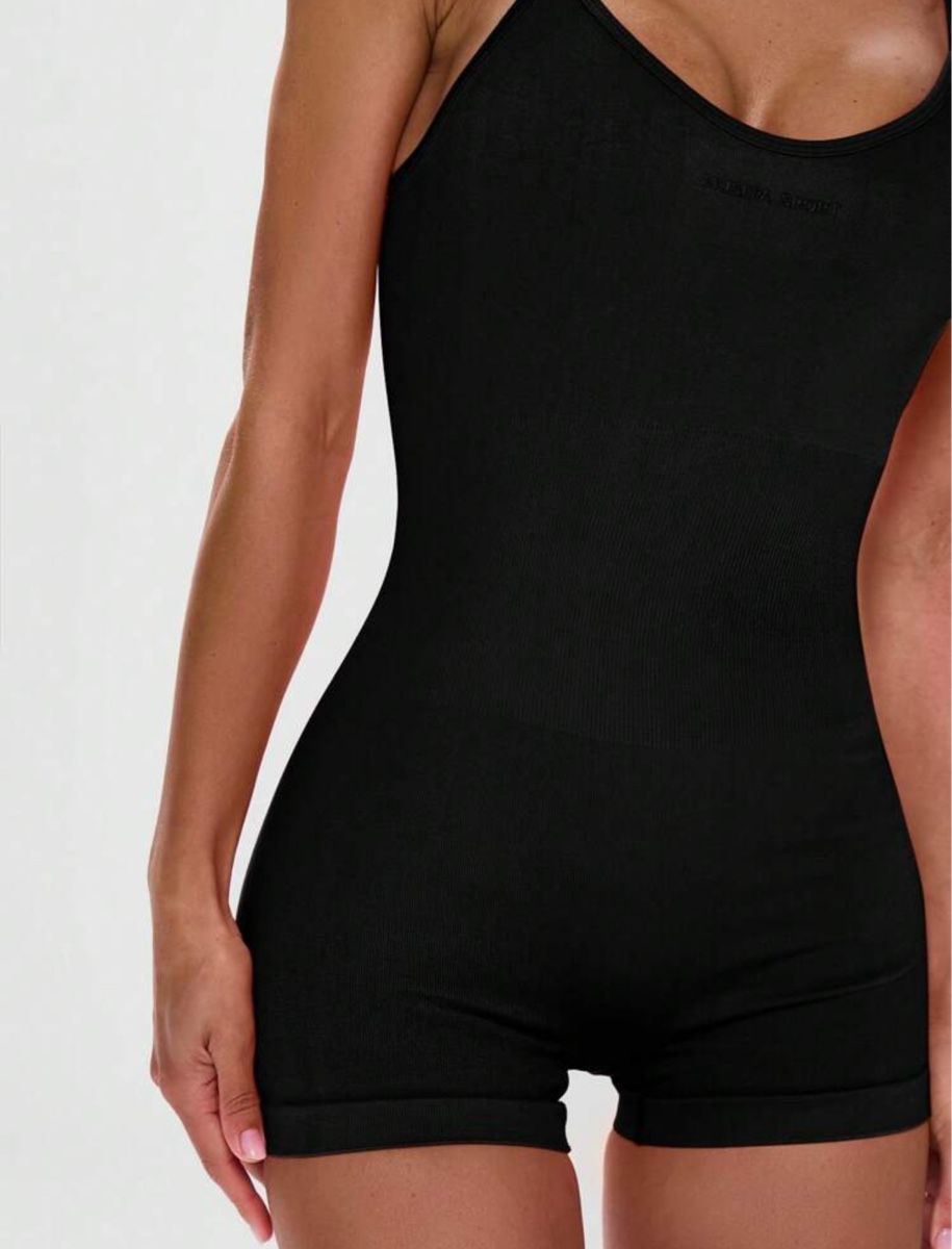 Shein Tute: Combinaison sport SHEIN  L – Nuovo e nell'imballaggio originale da Biel/Bienne venduto da glaewynnshop 4